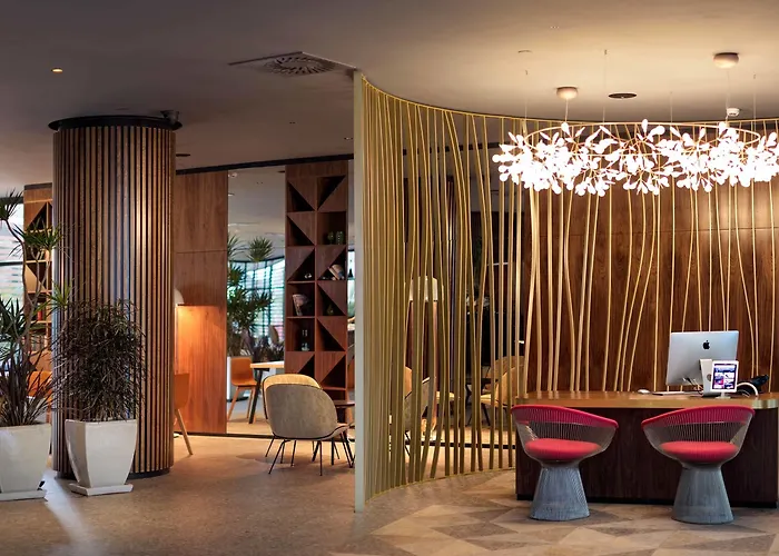 Sir Anthony Hotel