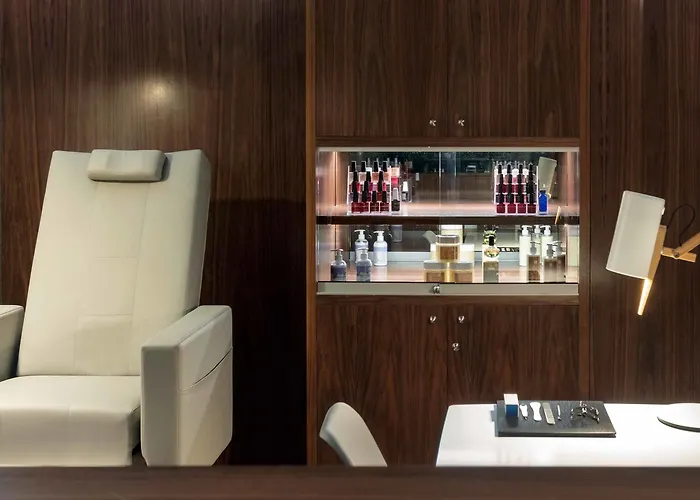 سير أنتوني فندق