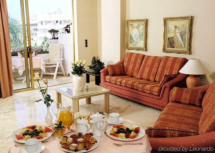 سير أنتوني 5*